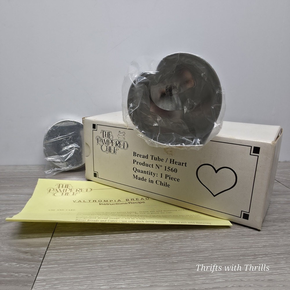 THE PAMPERED CHEF - VALTROMPIA‎ BREAD TUBE - 1560 HEART - In Box With Papers